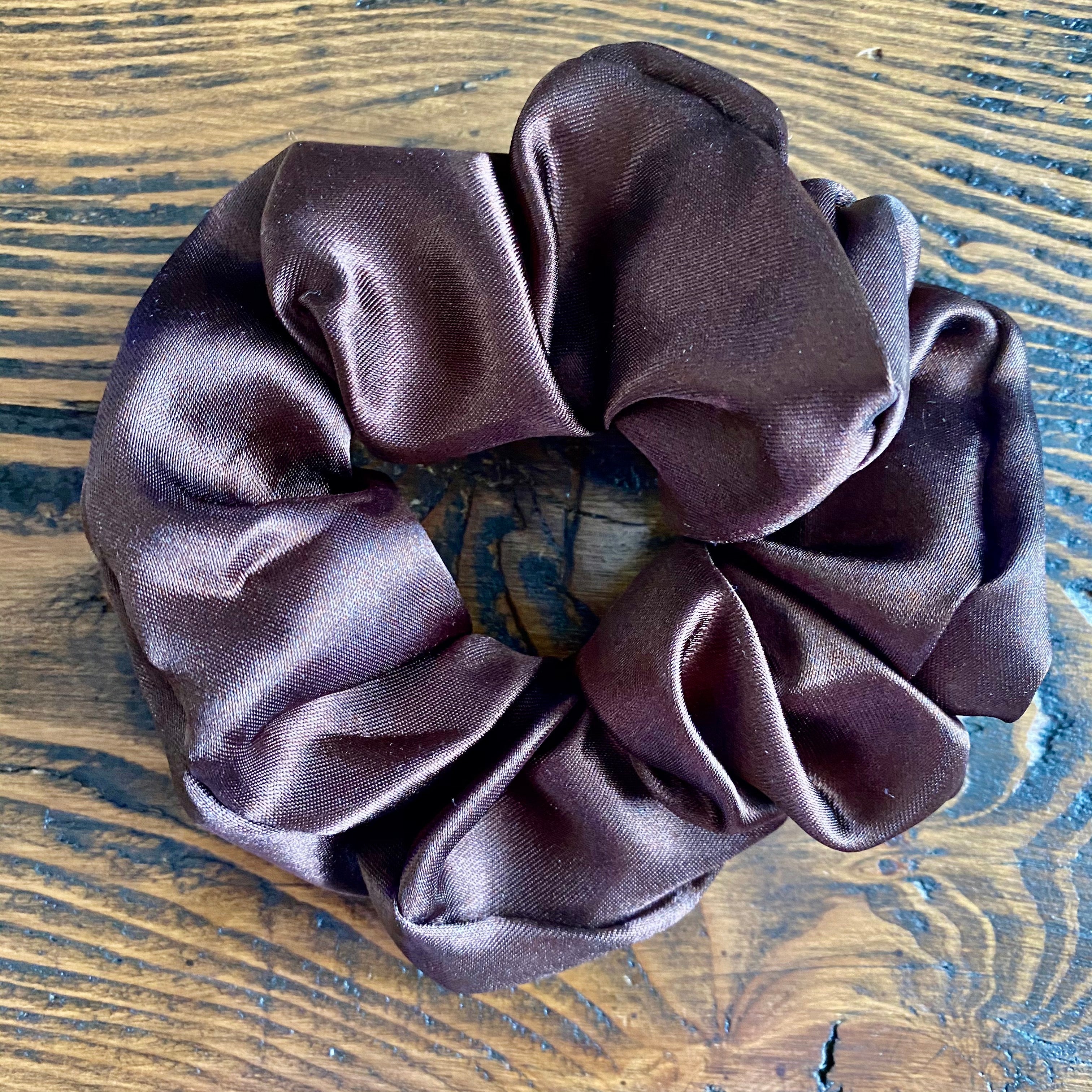 CHOUX EN SATIN - Signé Sarah